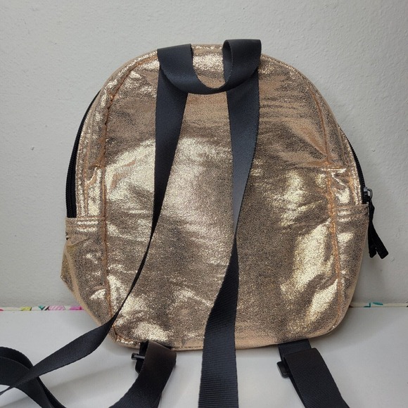 HOLLISTER METALLIC ROSE GOLD SMALL BACKPACK/BOOK BAG~GUC - Picture 2 of 5